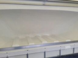 Renault CITYBOX GESLOTEN LAADBAK MET SPOILER EN ACHTERD...