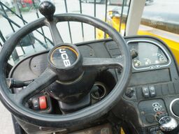 JCB 535-95 / 3.5 T / range 9.5 m / joystick