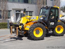 JCB 526-56 AGRI Plus / 5.6 m / joystick