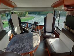 Concorde Carver M821