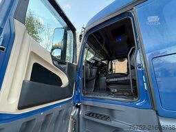 Mercedes-Benz Actros 1940 4x2 Streamspace Spoilers 722.835KM