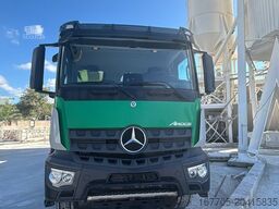 Mercedes-Benz Arocs 3246