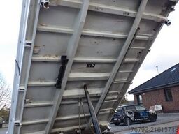 FUSO 7 C 18 Kipper 3,9m/Palfinger Kran/Greifer/2xAHK