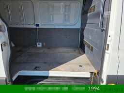 MERCEDES-BENZ Sprinter III 319 CDI V6 RWD L4/H2 KLIMA/Schwings