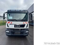 MAN 26.340 TGM 6x2 Zöller