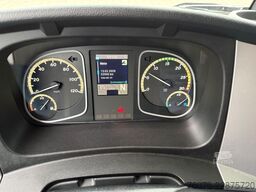 MERCEDES-BENZ MB 818 L 5 m Koffer LBW 1t 2,5 t NL Klima Kamera