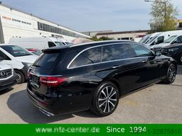 MERCEDES-BENZ E 300 de T Avantgarde HeadUP DISTRONIC AHK