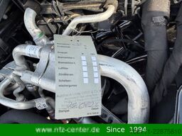 MERCEDES-BENZ E 300 de T Avantgarde HeadUP DISTRONIC AHK