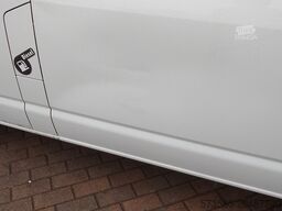 Volkswagen California Camper | 2 Betten 4 Schlafplätze | Küchenzeile + Dachbett