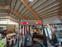 Hilt CPD-30 truck w/extensions. – lifting height 5