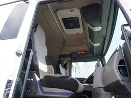 MAN TGS 35.420 8x2 / Chassis 6.4 m / ADR AT