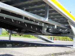 Renault D12 / New galvanized tow truck superstru