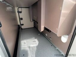 BÜRSTNER Lyseo TD644 Heckrundsitzgruppe*Markise*Solar*