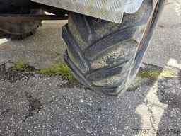 UNIMOG U5000 4x4 Chassis, Standklima, 4374/45