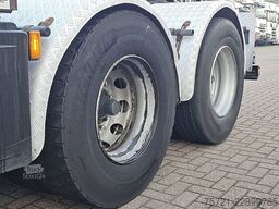 SCANIA R520 6x2 Hooklift V8!