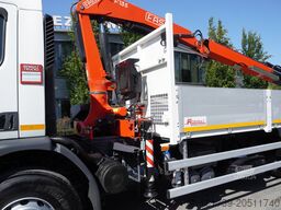 Renault C320 P4x2 E6 / Fassi 5.6 t / Range 8 m /