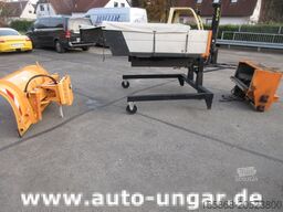 Nilfisk CR 3500 Winterdienst - Paket Schneepflug