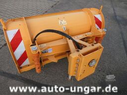 Nilfisk CR 3500 Winterdienst - Paket Schneepflug