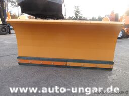 Nilfisk CR 3500 Winterdienst - Paket Schneepflug