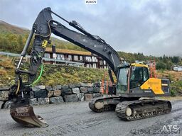 Volvo EC200EL Excavator with Steelwrist Rototilt and 2 B
