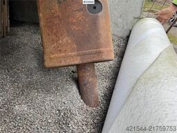 Soosan hydraulic breaker with S60 attachment.