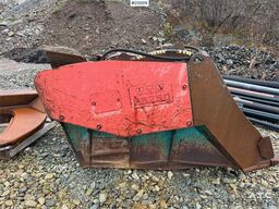 VTN FB250 crusher bucket w/ S70 attachment.