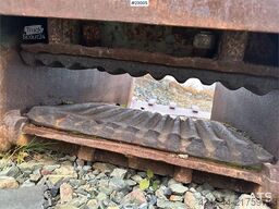 VTN FB250 crusher bucket w/ S70 attachment.