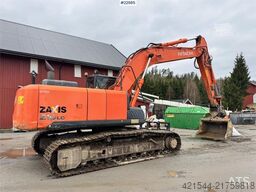 Hitachi ZX210LC-5B crawler excavator w/ tilt bucket – new