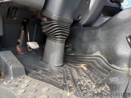 MERCEDES-BENZ 4144 Actros MP2 Abrollkipper 8x8 Singlebereifung