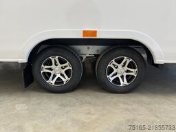 Uniwagen Gastro Verkaufsanhänger