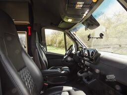 Mercedes-Benz Mercedes-Benz Mercedes-Benz Sprinter 319