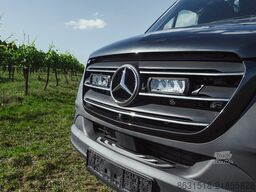 Mercedes-Benz Mercedes-Benz Mercedes-Benz Sprinter 319