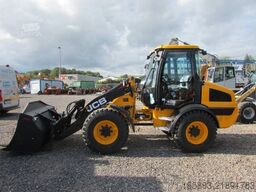 JCB 409