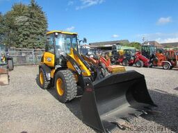 JCB 409