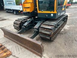 HYUNDAI HX 130 ALCR Kettenbagger 76.000 EUR / AC