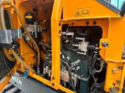 HYUNDAI HX 130 ALCR Kettenbagger 76.000 EUR / AC