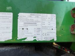 John Deere 7750