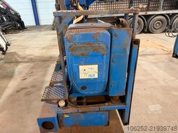 Hiab 130 R  F-3 ROLKRAAN (3x ext + rotator) - HATZ S...