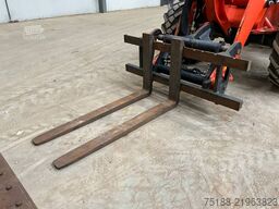 Kubota R 082