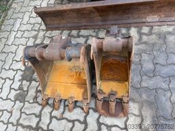 BOBCAT E26 / 2016 BJ / 3 x Löffel / 3.905 H