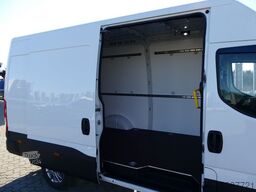 IVECO Kastenwagen,AHK, Klimaanlage