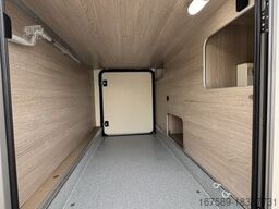 BÜRSTNER Lyseo Time SkyLine 690 G, Autom,Hubbett,Safety