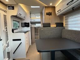 BÜRSTNER Lyseo Time SkyLine 690 G, Autom,Hubbett,Safety