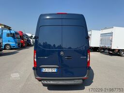 Mercedes-Benz sprinter 311 cdi
