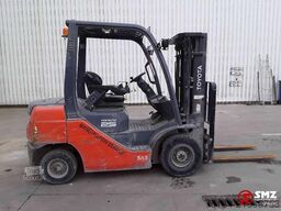 Toyota Tonero 25 02-8FDF25 5300H