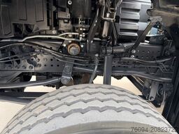 MERCEDES-BENZ Arocs 3243 8x4 Abrollkipper Schub/Knickhaken AHK