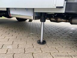 RENAULT Master 2.3 dCi 165 HIAB Kran T-CLX 013