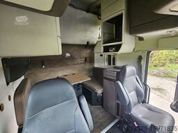 volvo VNL 670