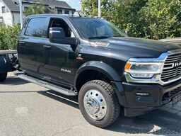 RAM-Trucks 2024 RAM 5500 Crew Chassis 84