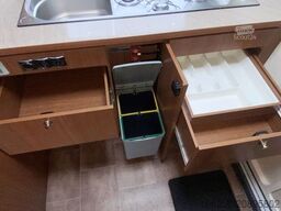 BÜRSTNER Averso Plus 410 TS Mover , Auto-Satantenne, TV